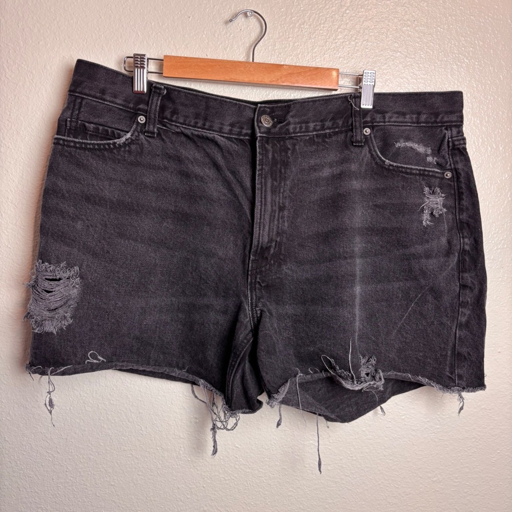 Old Navy Womens 20 High Rise Straight Black Denim Shorts Distressed Grunge Y2K